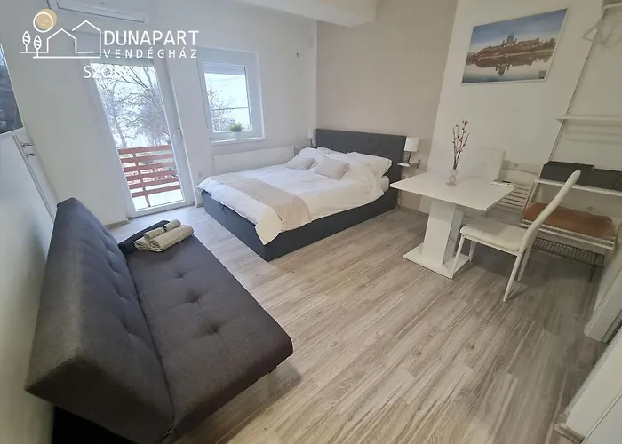 Dunapart Vendeghaz Penzion 3*
